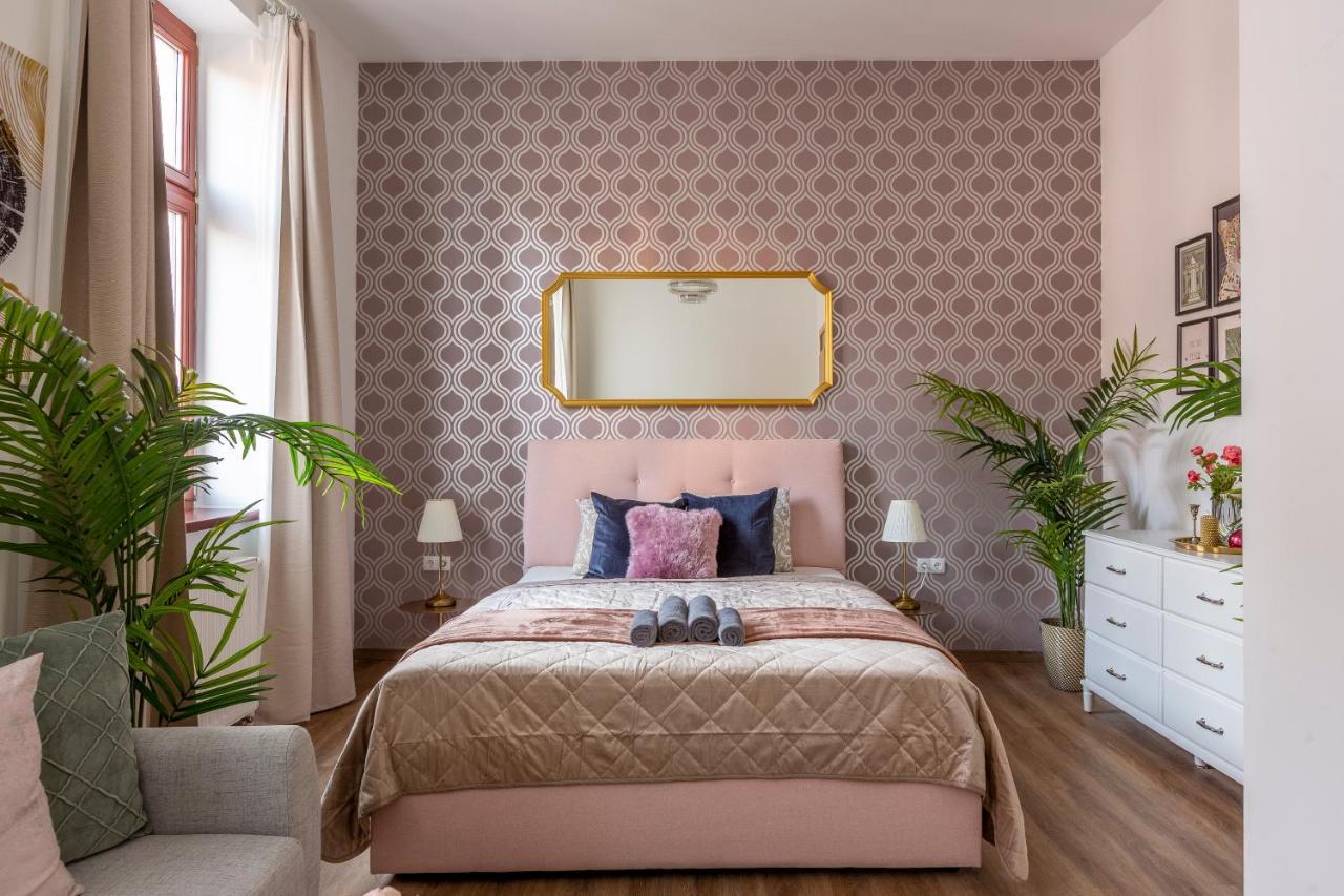 Explore Budapest From A Luxurious Cozy Apartment Esterno foto